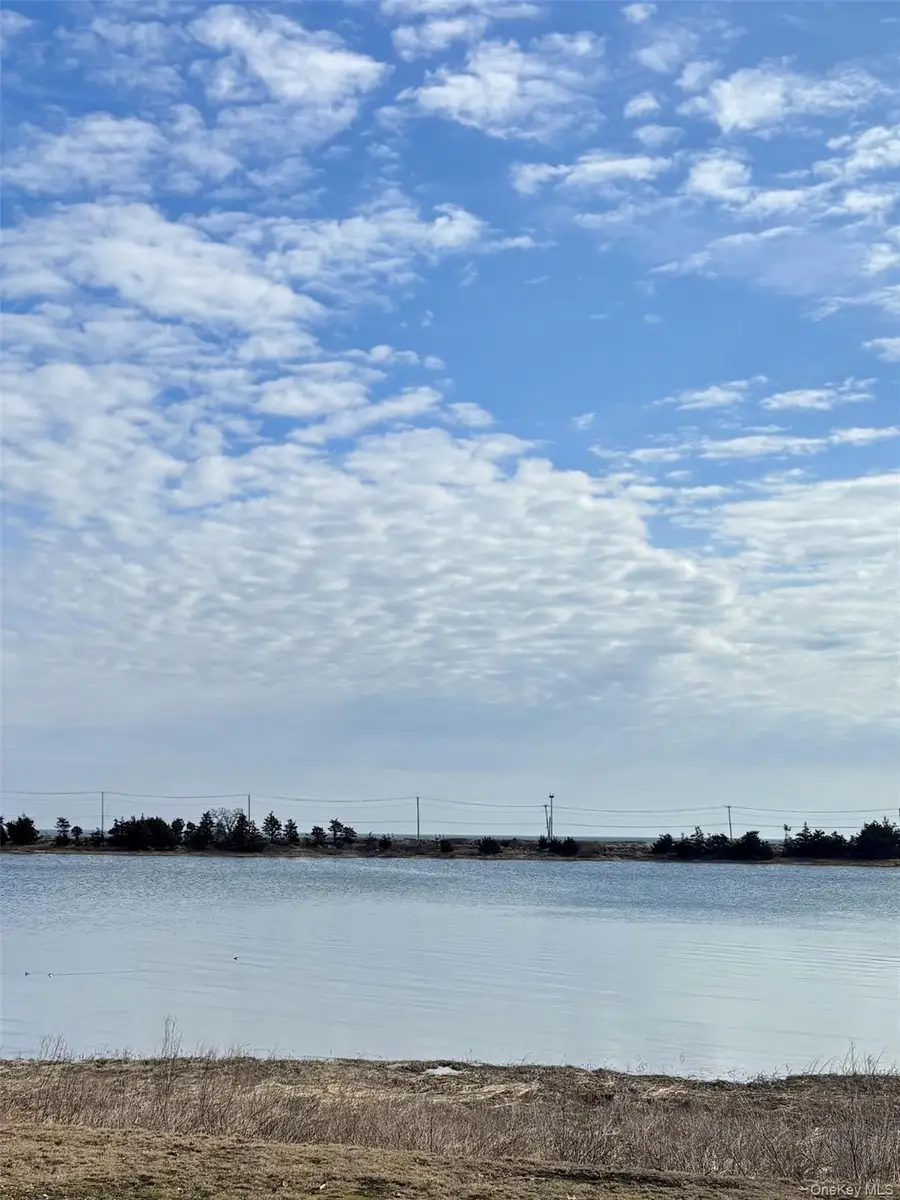 24 Bevin Road, Northport, NY 11768 - #3