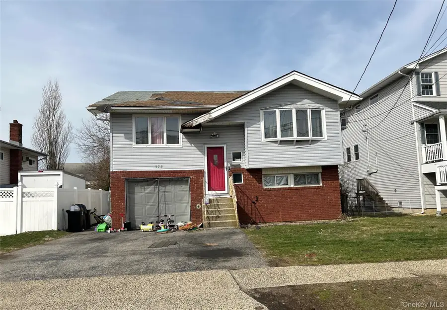 572 Miller Avenue, Freeport, NY 11520 - #3