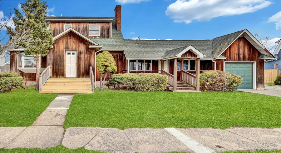 97 Pardee Avenue, Islip, NY 11751 - #2