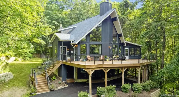 54 Miller Hill Woods Court, Carmel, NY 10512