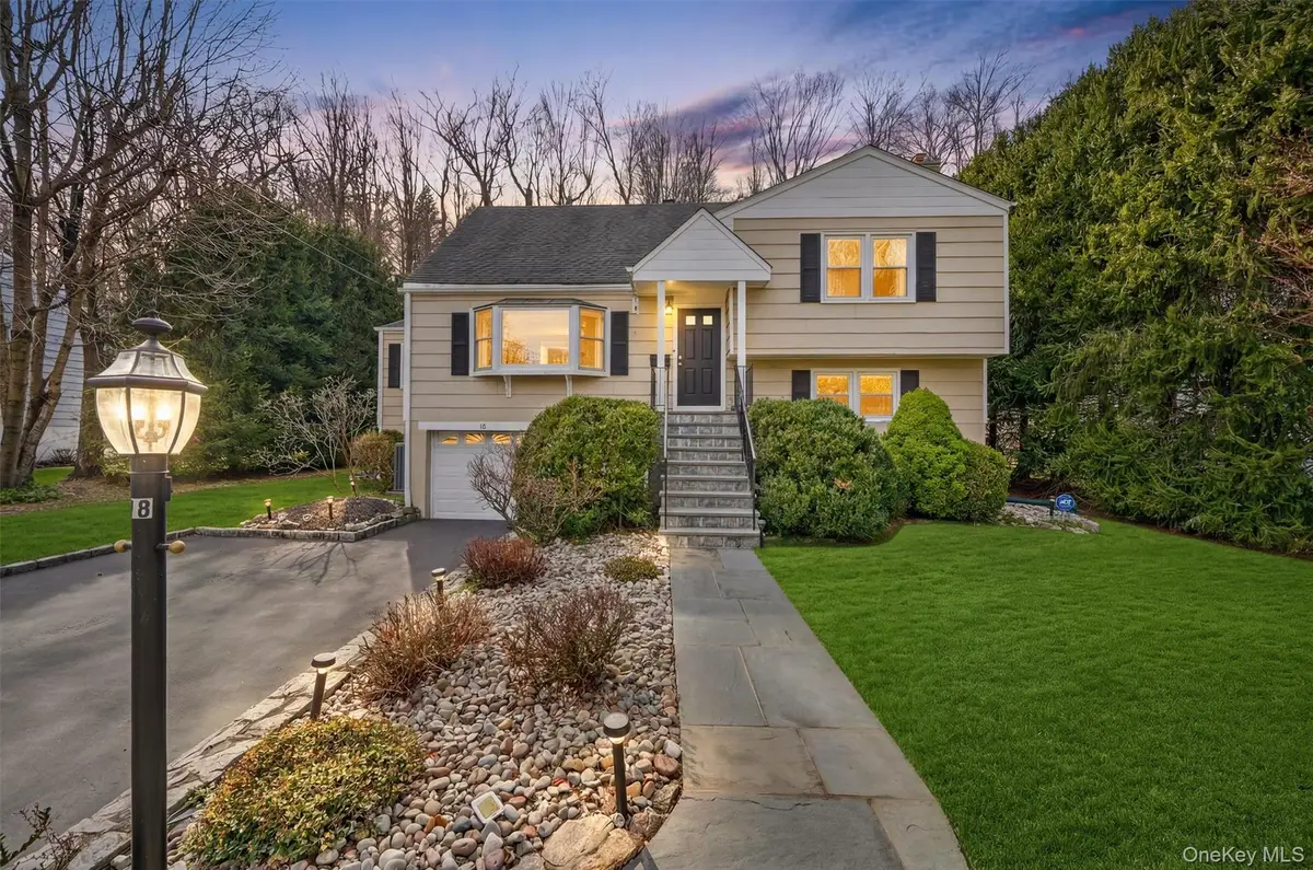 18 Clovebrook Road, Valhalla, NY 10595 - #1