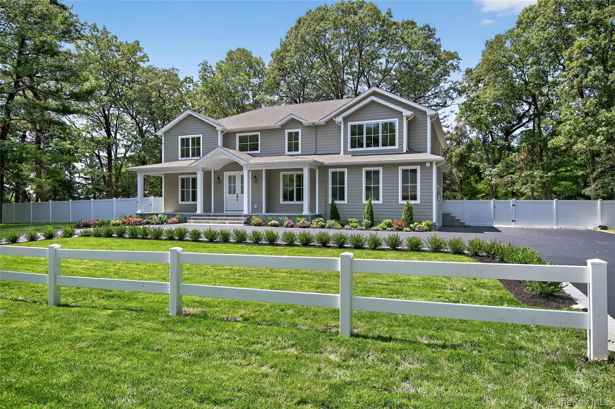 654 Caledonia Road, Dix Hills, NY 11746 - #1