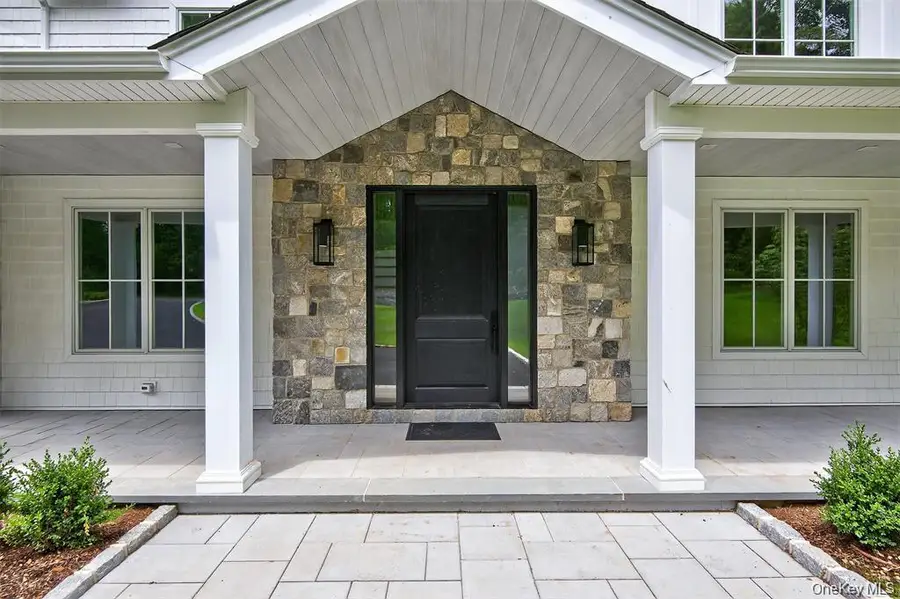 32 Pine Road, Syosset, NY 11791 - #2