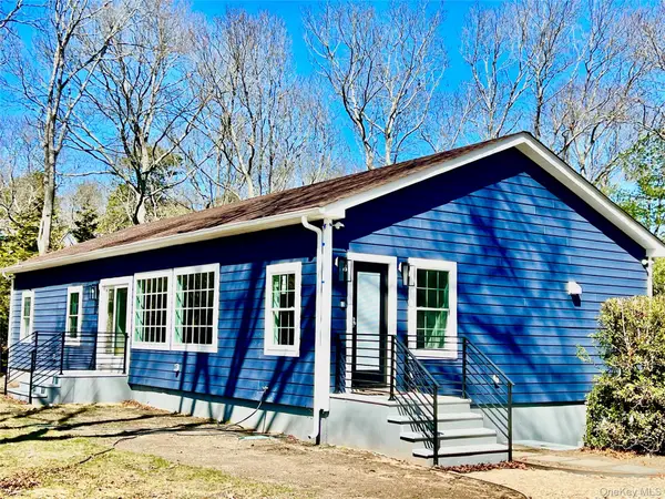 38 Railroad Avenue, East Hampton, NY 11937