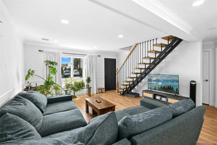 268 42nd Street, Lindenhurst, NY 11757 - #2