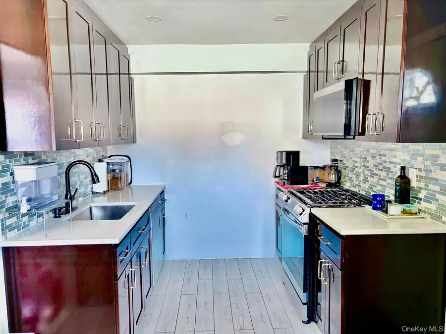 13314 Hawtree Creek Road, South Ozone Park, NY 11420 - #2