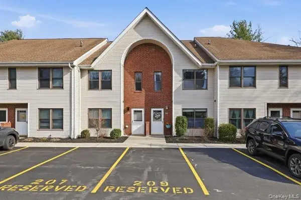 209 Deer Ct Drive, Middletown, NY 10940