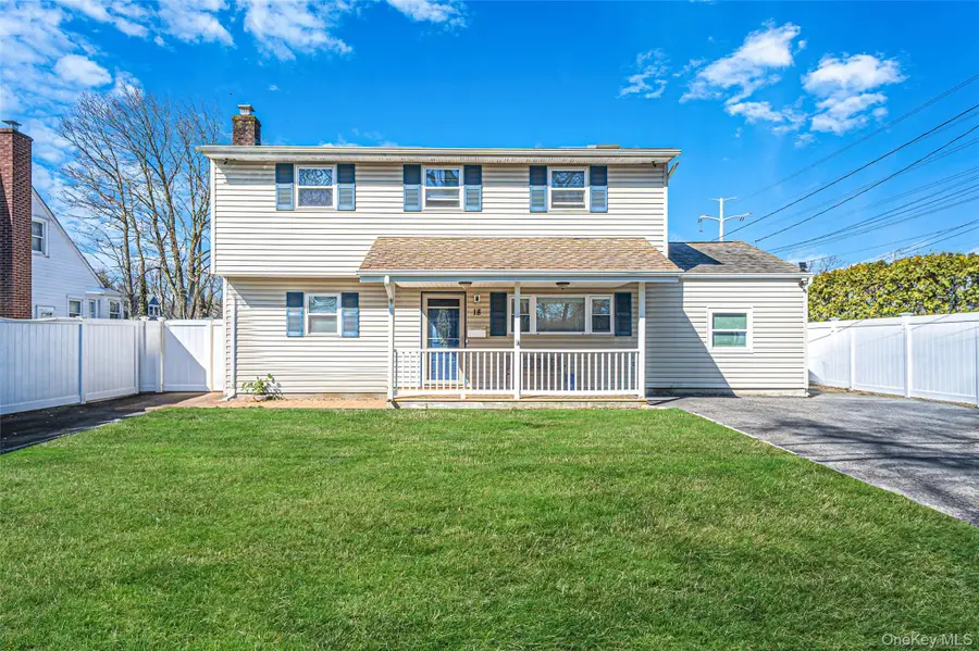 18 Saint Joseph Avenue, Ronkonkoma, NY 11779 - #2