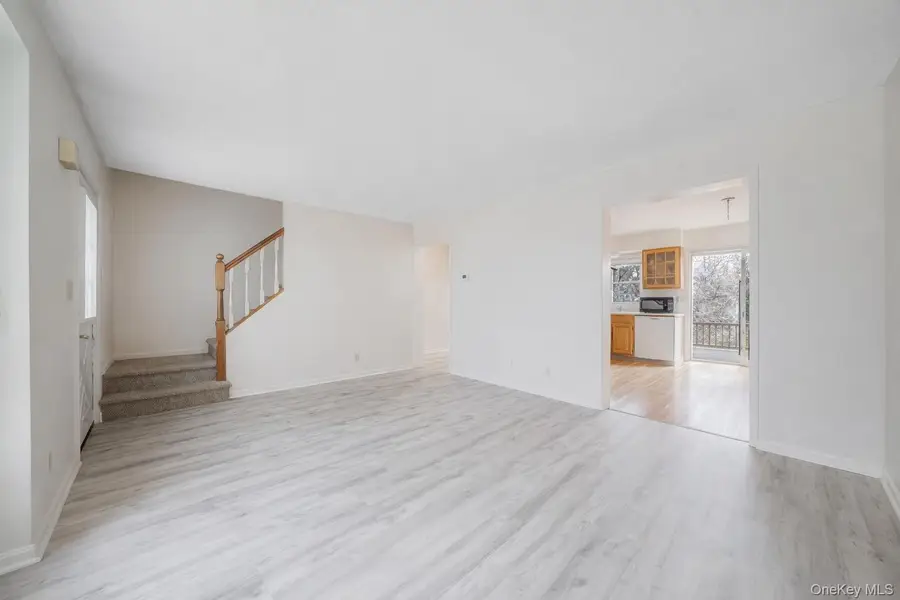 190 Merrick Road #35, Amityville, NY 11701 - #3