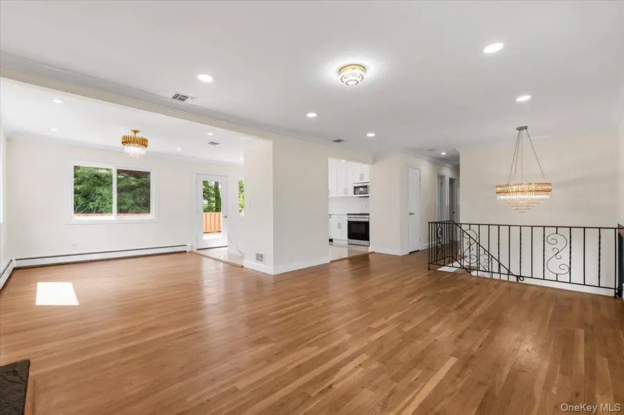 12 Deans Lane, Bayville, NY 11709 - #3