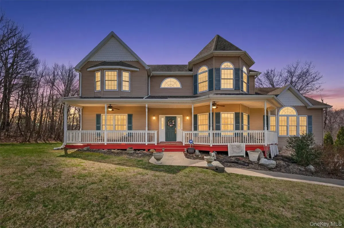 5 Autumn Ridge Way, Newburgh, NY 12550 - #1