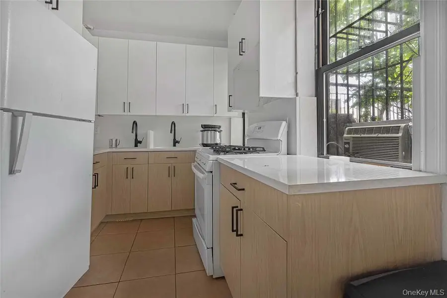 422 Bedford Avenue, Brooklyn, NY 11249 - #3