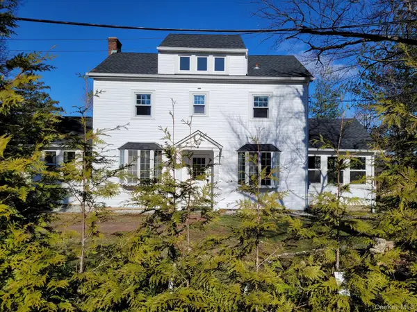 424 Centre Island Road, Oyster Bay, NY 11771