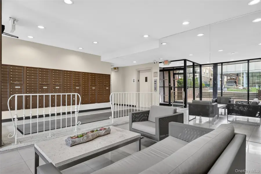 395 Westchester Avenue #2M, Port Chester, NY 10573 - #3