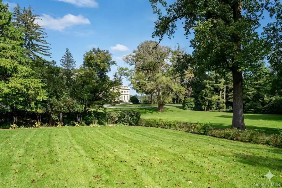2 Pheasant Run, Great Neck, NY 11024 - #3