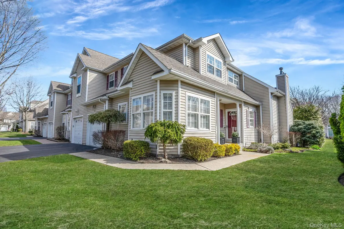 31 Snowdance Lane, Nesconset, NY 11767 - #1