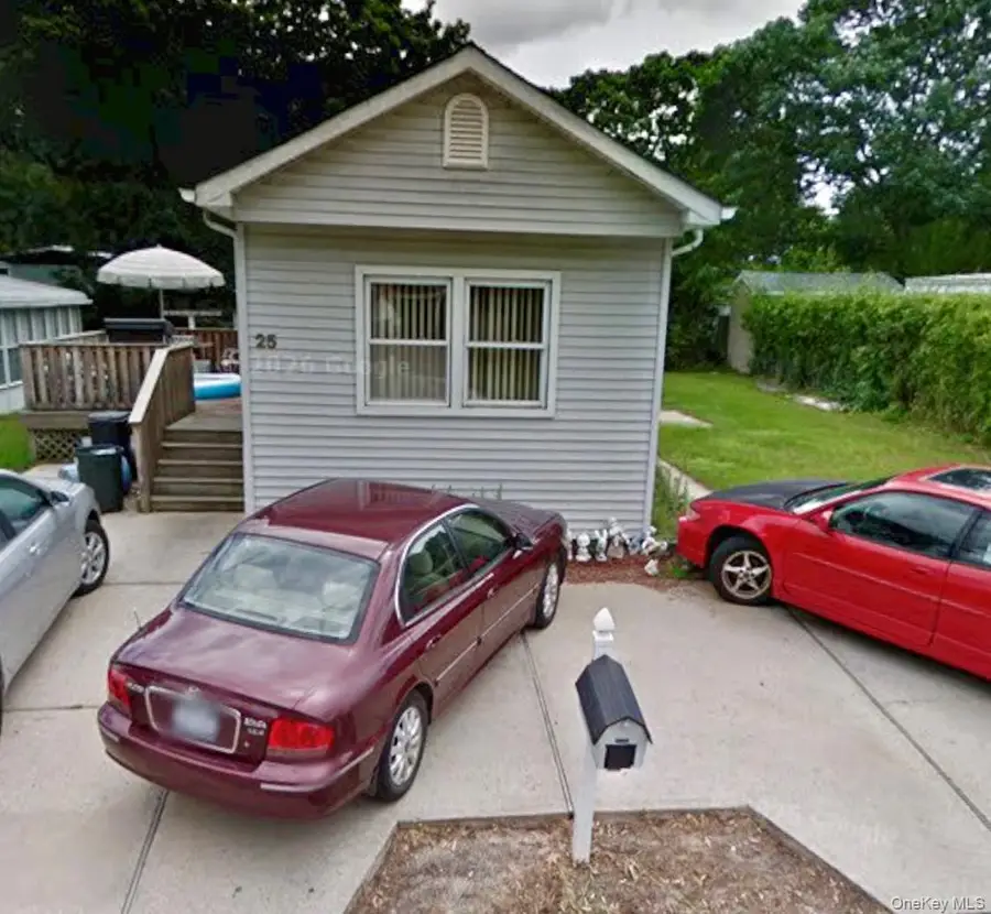 25 Buttercup Drive, Bohemia, NY 11716 - #3