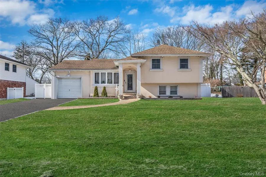 86 Overlook Drive, East Islip, NY 11730 - #3