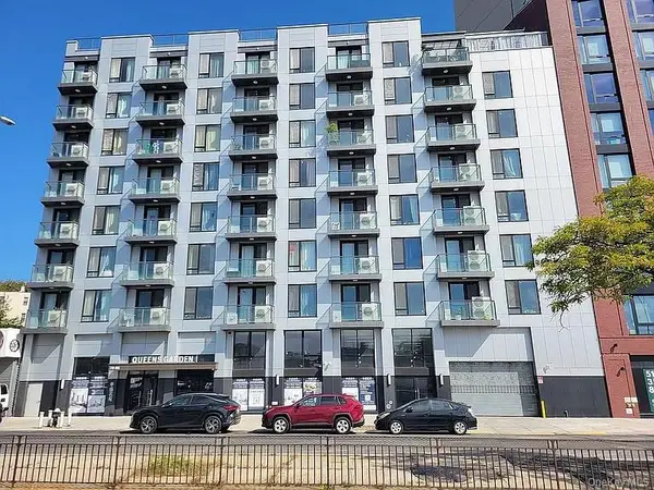 70-65 Queens Boulevard #3L, Woodside, NY 11377