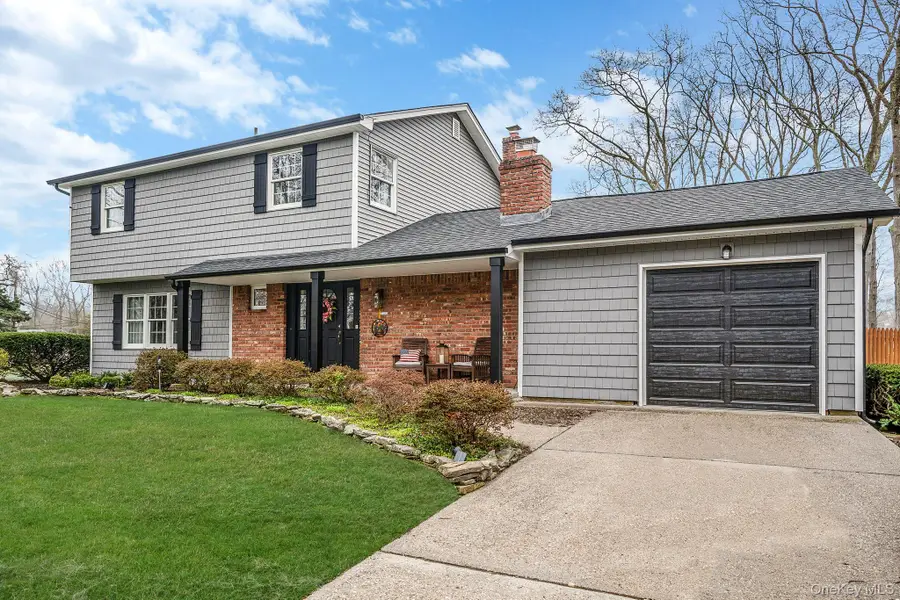 3 Meroke Lane, Rocky Point, NY 11778 - #2