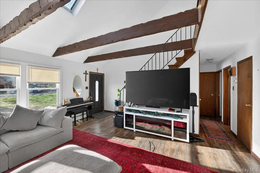 528 Lockwood Drive, Shirley, NY 11967 - #3