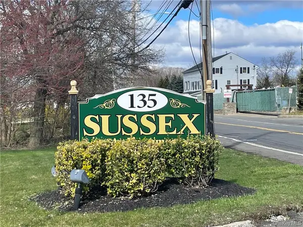 135 W Nyack Road #93, Nanuet, NY 10954