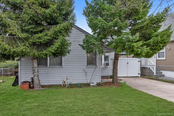 3151 4th Street, Oceanside, NY 11572