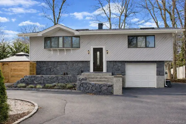 42 Shinbone Lane, Commack, NY 11725