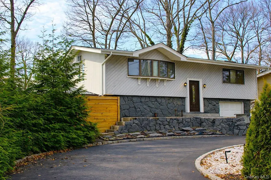 42 Shinbone Lane, Commack, NY 11725 - #2