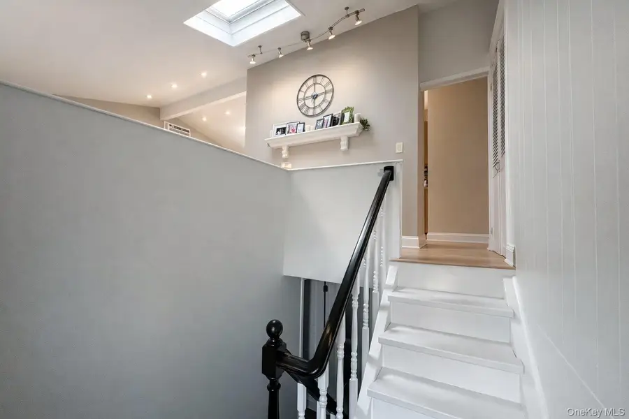 42 Shinbone Lane, Commack, NY 11725 - #3