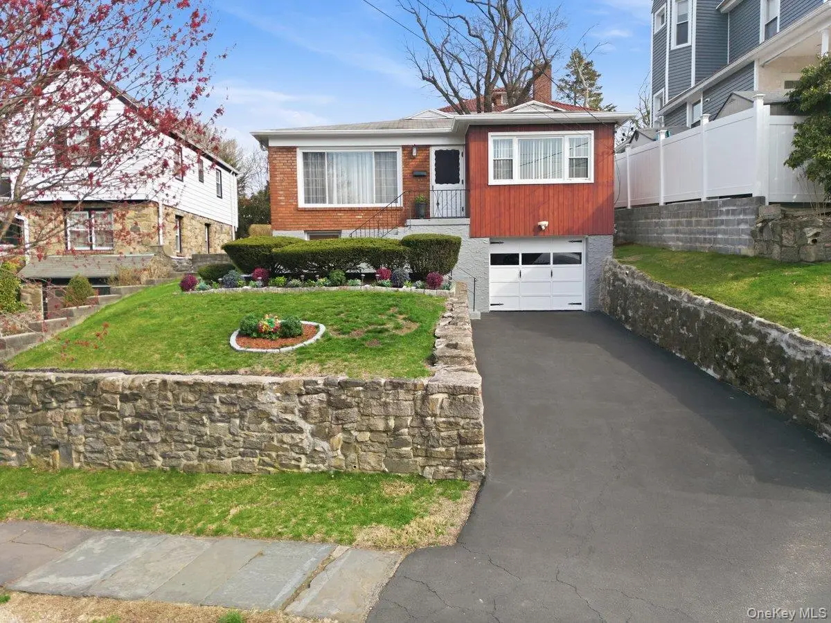 416 Hawthorne Avenue, Yonkers, NY 10705 - #1