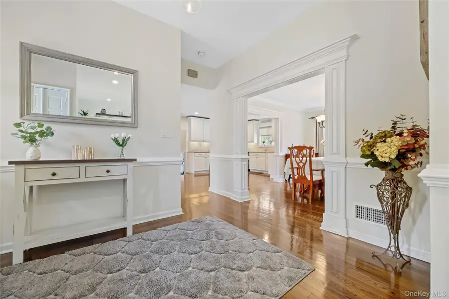 24 Aspen Road, New Rochelle, NY 10804 - #3