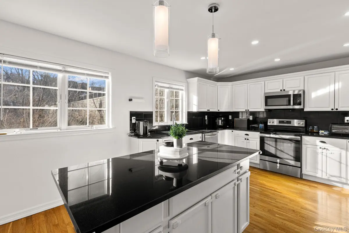 7-2 Wells Park Drive, Yonkers, NY 10705 - #1