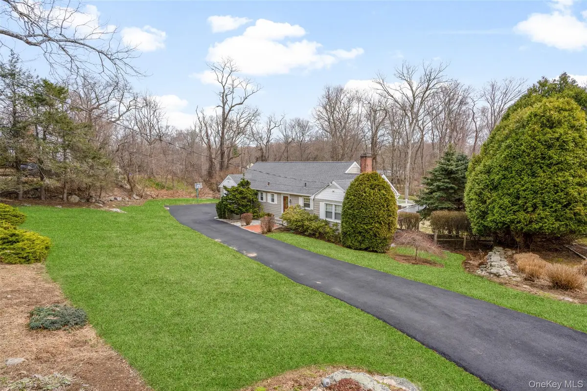 459 Den Road, Stamford, CT 06903 - #1