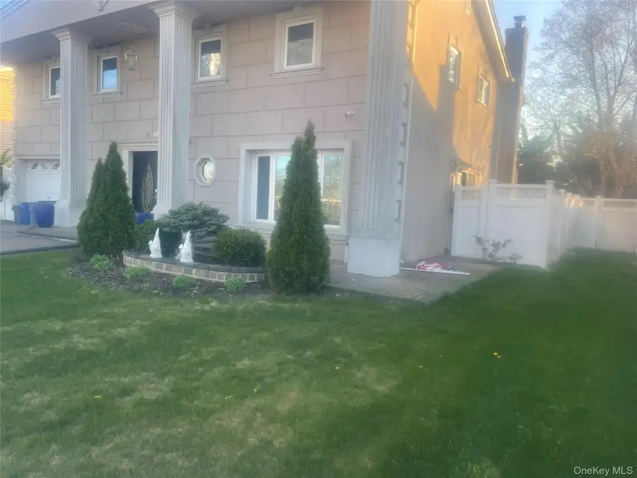 3780 Greentree Drive, Oceanside, NY 11572 - #3