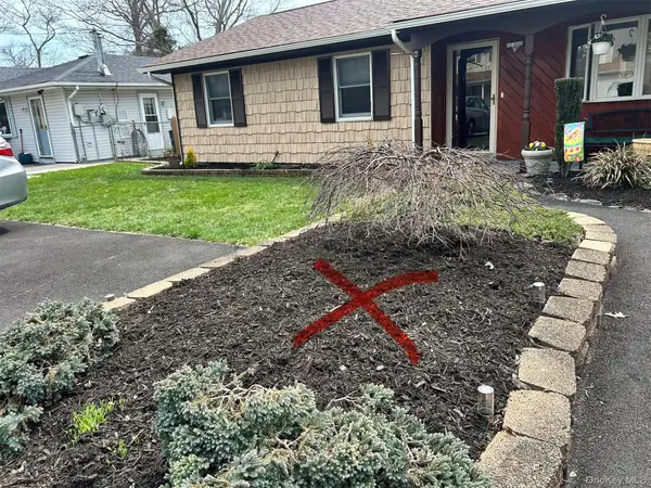 136 B Hampton Avenue, Mastic, NY 11950