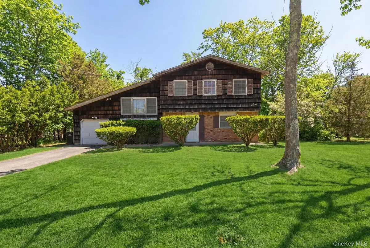 43 Village Lane, Hauppauge, NY 11788 - #1