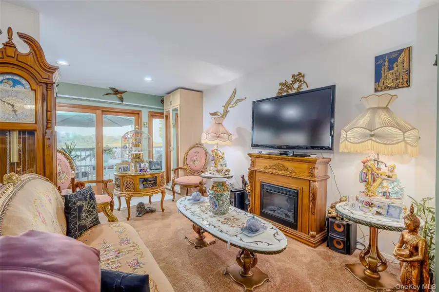 49 Ann Drive E, Freeport, NY 11520 - #2