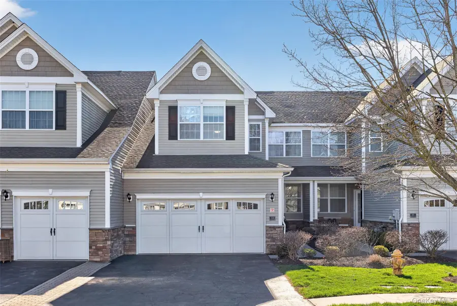 33 Pritchard Court, Fishkill, NY 12524 - #2