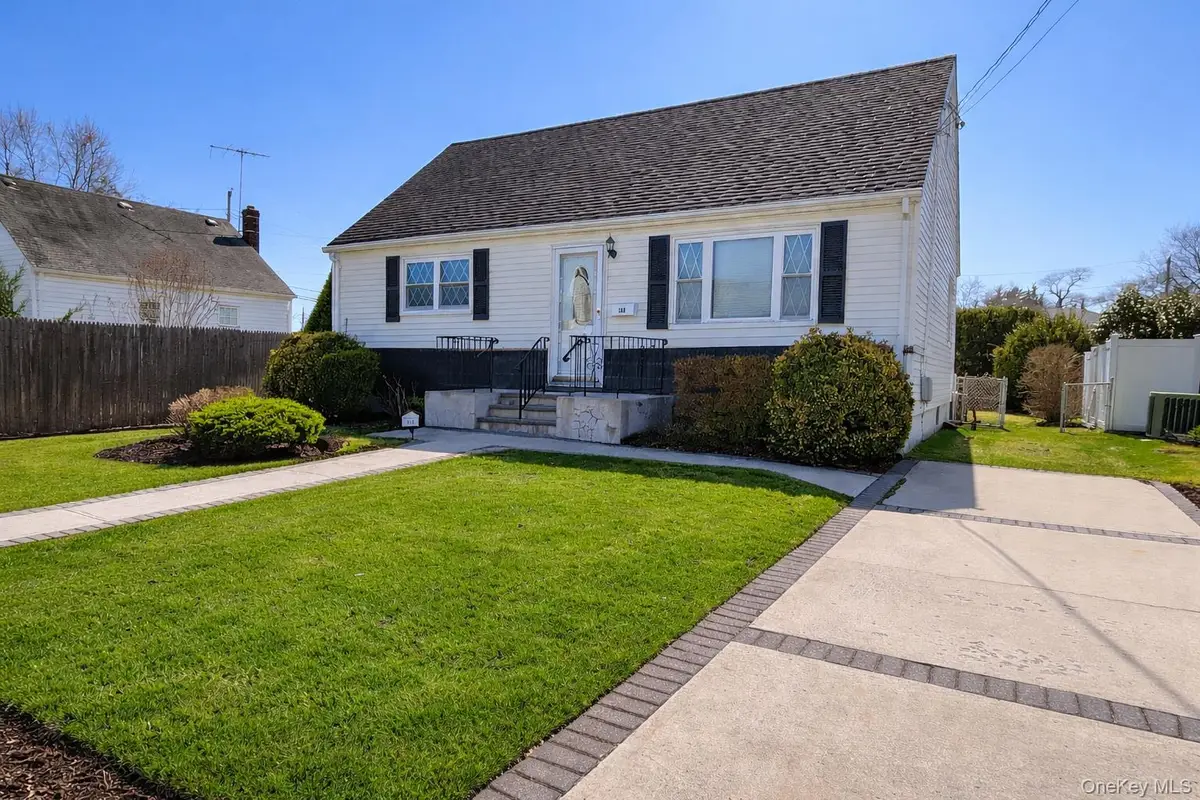109 N Greene Avenue, Lindenhurst, NY 11757 - #1