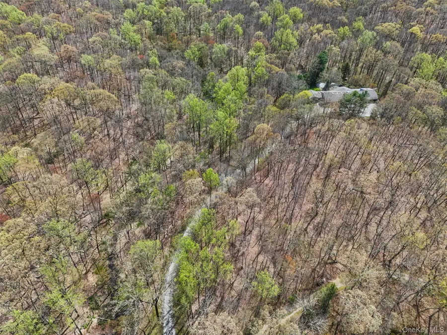 68 Old Aspetong Road, Katonah, NY 10536 - #3