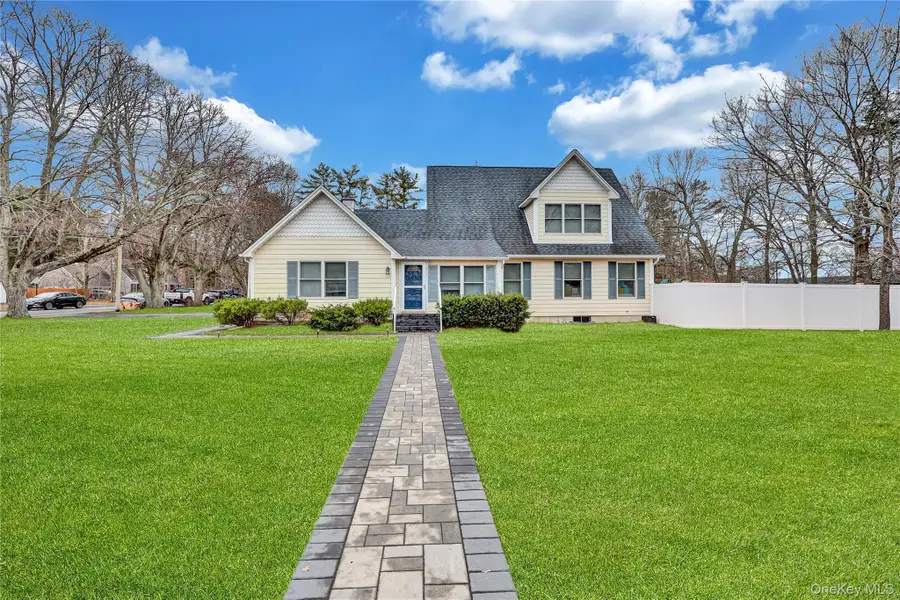 82 Southaven Avenue, Medford, NY 11763 - #2