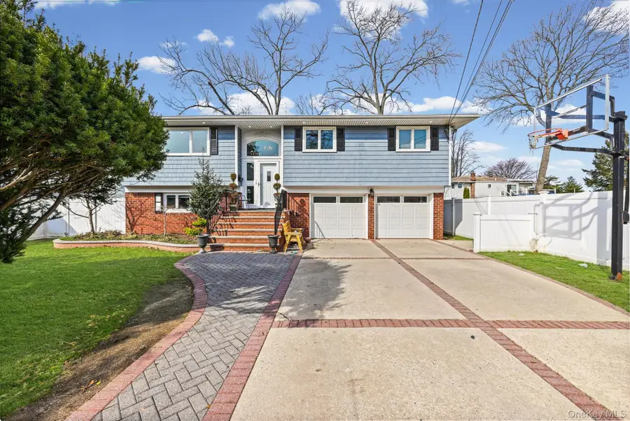 978 Little Whalneck Road, North Merrick, NY 11566 - #2