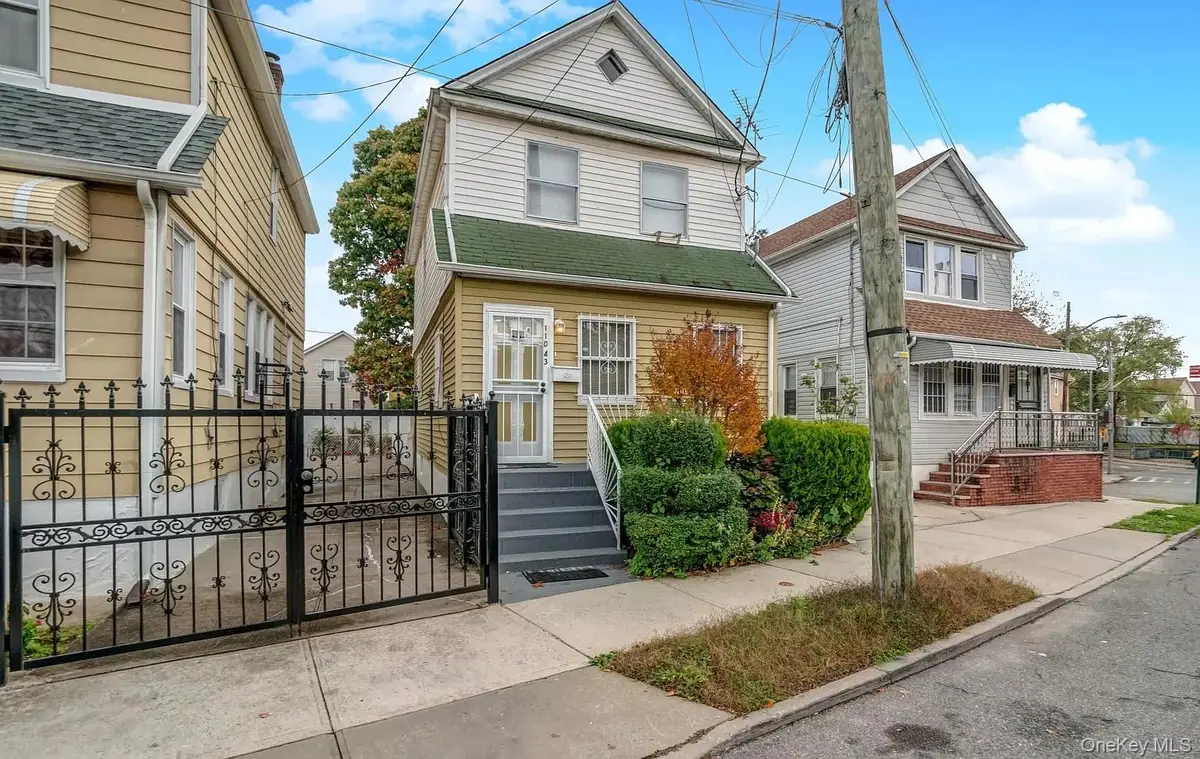 11043 159th Street, Jamaica, NY 11433 - #1