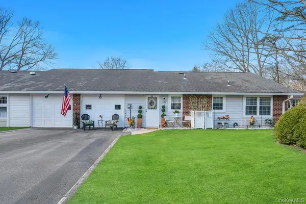 248 Newcastle Court #A, Ridge, NY 11961