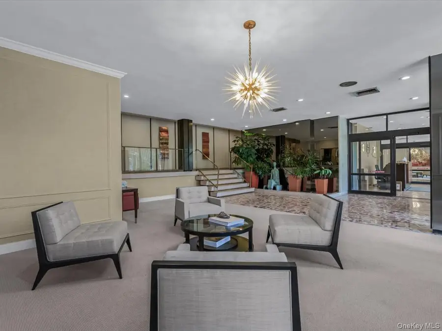 1 Kensington Gate #PH 14, Great Neck, NY 11021 - #3