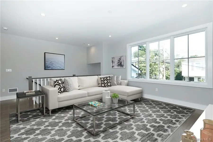 40 Devoe Street #B, Dobbs Ferry, NY 10522 - #3