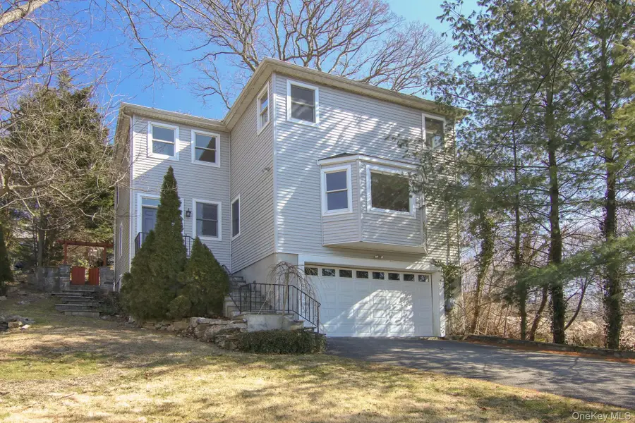 4 Manor Place, White Plains, NY 10605 - #2