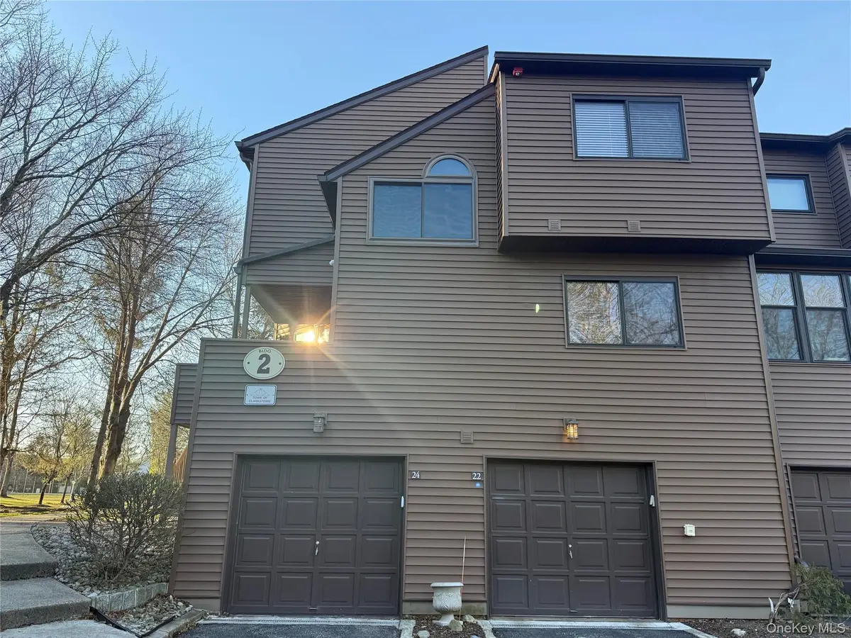 22 Tulip Court, Nanuet, NY 10954 - #1