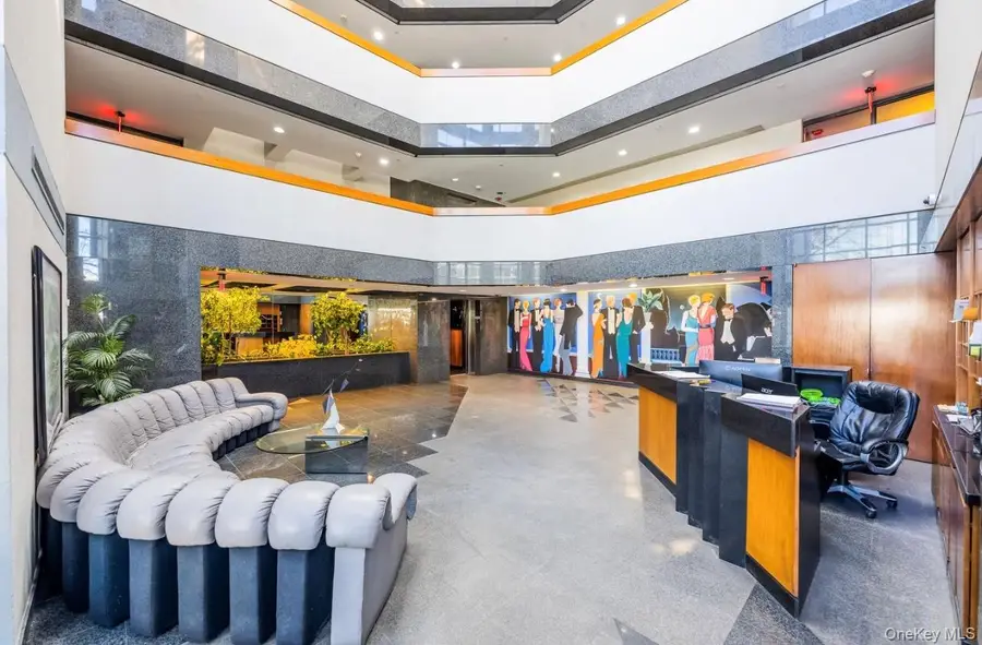 100 Great Neck Road #4D, Great Neck, NY 11021 - #3